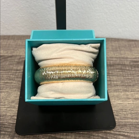 House of Harlow 1960 | Gold Textured Bangle Bracelet - Picture 6 of 6